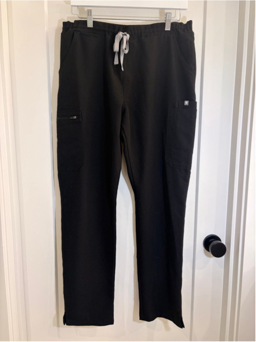 FIGS Technical Collection Black Zamora Jogger Scrub Pants Size Large L